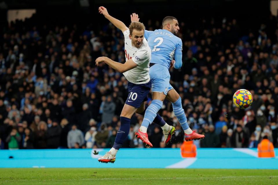 Harry Kane heads in the decisive goal.