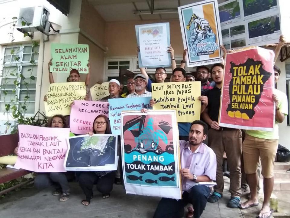 A joint press conference by 15 NGOs at the Penang Consumers’ Association headquarters in George Town May 20, 2019. — Pictures by Opalyn Mok