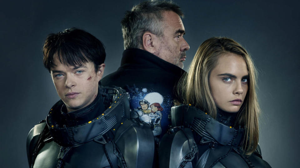 "Valerian - Die Stadt der tausend Planeten": Regisseur Luc Besson (Mitte) mit seinen beiden Hauptdarstellern Dane DeHaan und Cara Delevingne