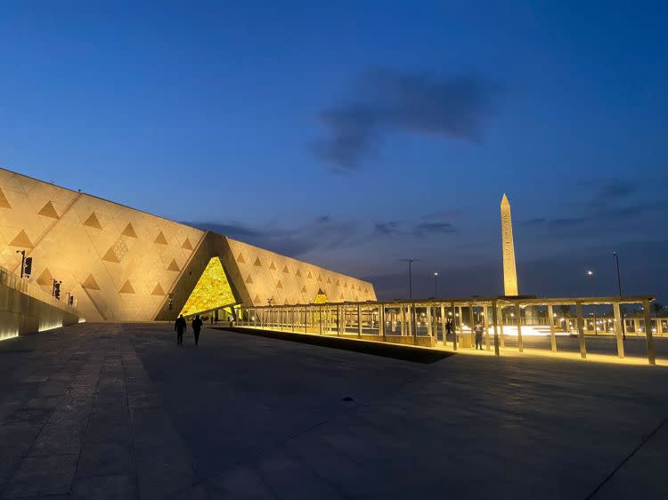 耗時 20 年建造，世界上最大考古博物館「大埃及博物館」（The Grand Egyptian Museum）於今年正式對外開幕