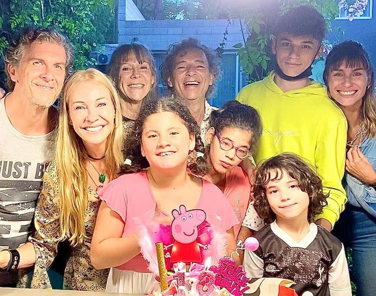 Inés Estevez y Fabián Vena festejaron juntos el cumpleaños de su hija, Vida