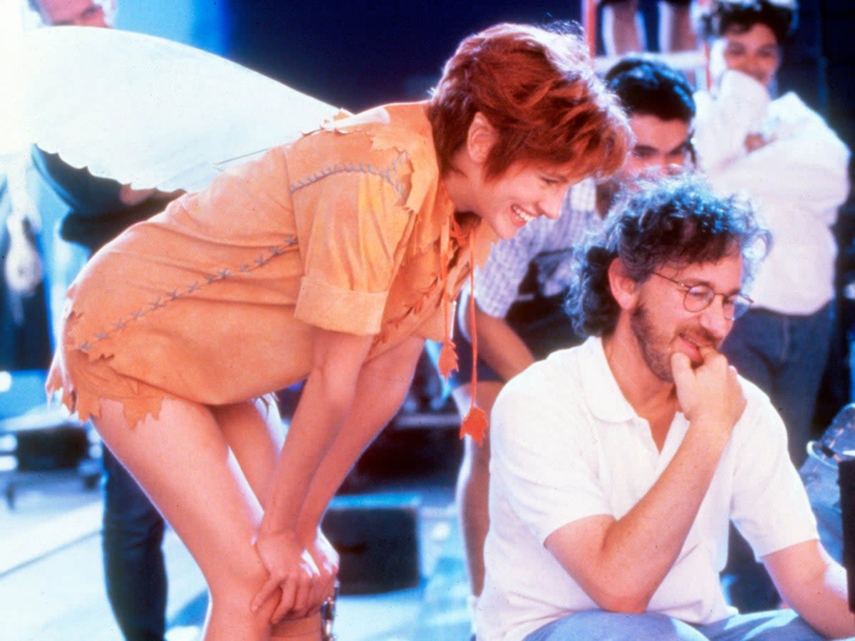 Julia Roberts and Steven Spielberg on the set of ‘Hook' (Moviestore/Shutterstock)