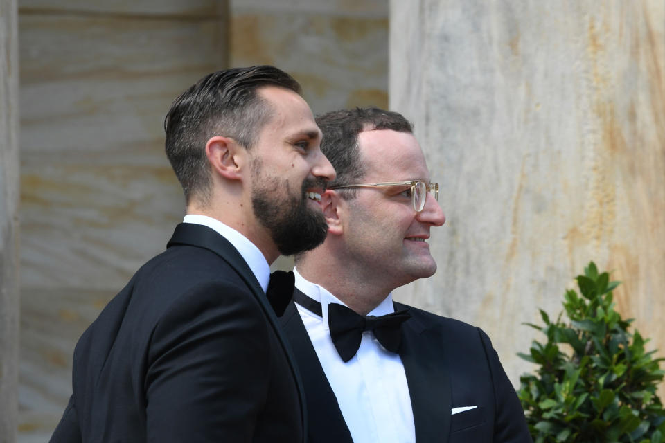 Spahn ist seit 2013 mit dem Journalisten Daniel Funke liiert. (Bild: Christof Stache/AFP/Getty Images)