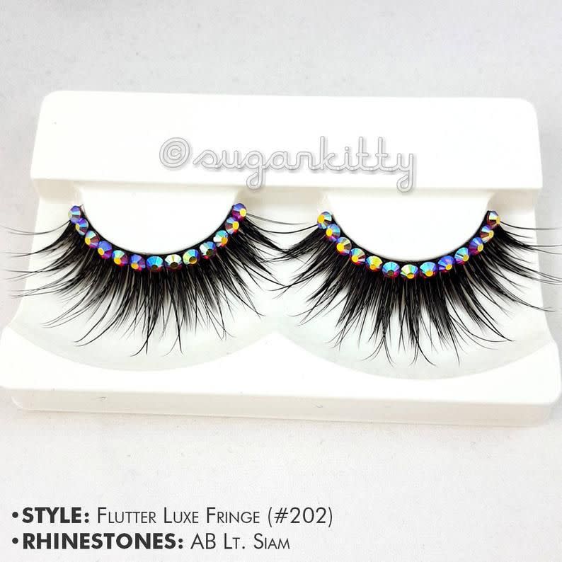 18) Luxe Fringe Rhinestone Eyelashes