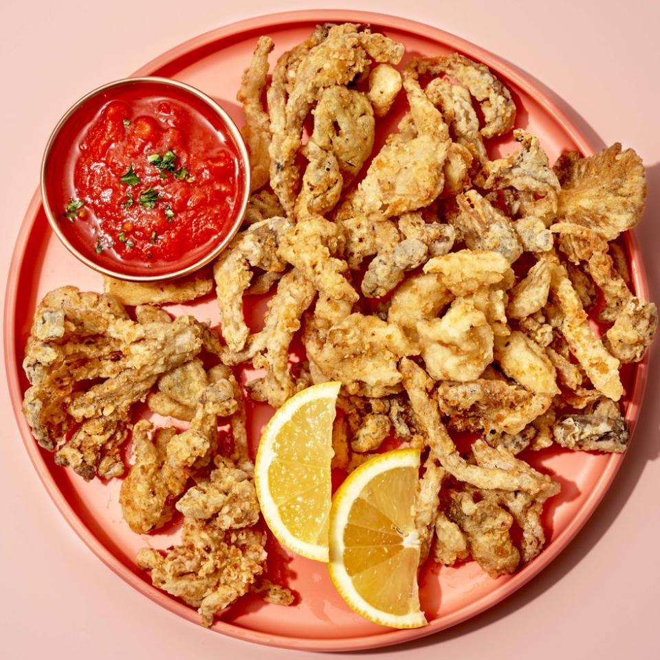 Mushroom “Calamari” with Spicy Marinara