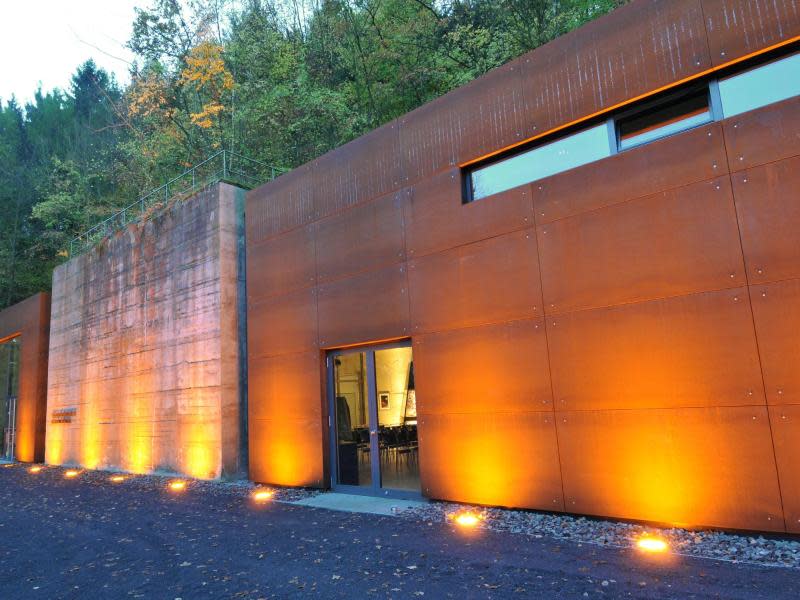 Einst streng geheime Orte: Heute sind einige Regierungsbunker in der Eifel - wie dieser in Neuenahr-Ahrweiler - für Besucher geöffnet. Foto: Dokumentationsstätte Regierungsbunker/Kajo Meyer