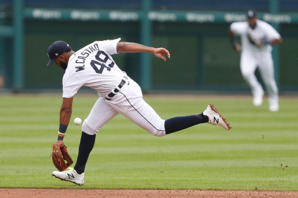 Tigers shortstop Willi Castro unable to field the ball during the fourth inning of the Tigers' 19-0 loss on Wednesday, Sept. 9, 2020, at Comerica Park.