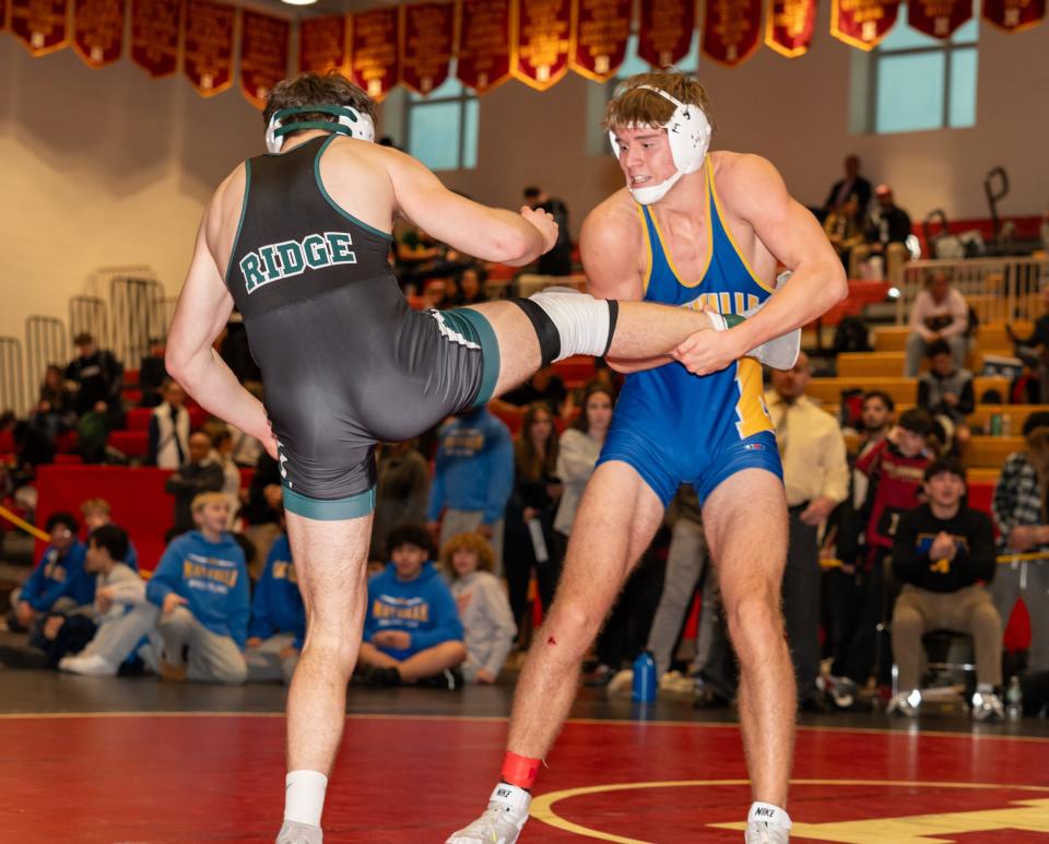 Trip Freitag (Manville Hs) won by decision over Alexander Muntyan (Ridge) in the 190 lb. weight class on Jan. 5, 2024 evening at the East Brunswick High School gymnasium in East Brunswick.