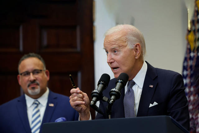 Biden administration announces $39 billion in student loan forgiveness (washingtonpost.com)