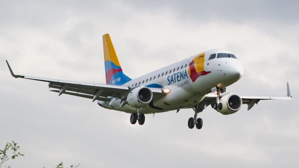 Satena es una de las aerolíneas que está volando a Venezuela. Imagen: Senado