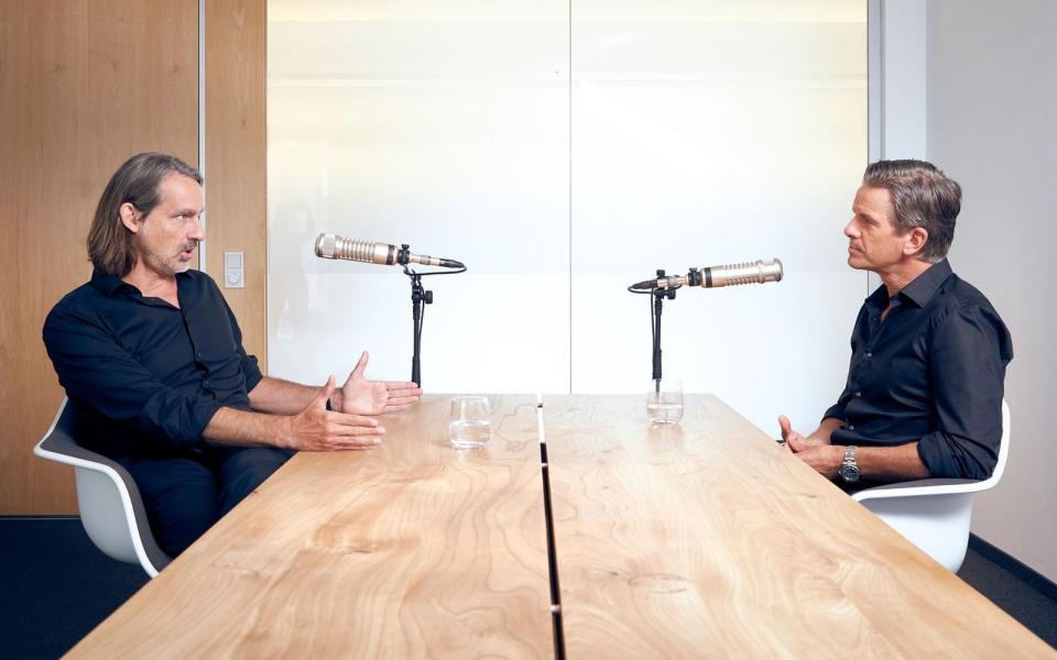 Markus Lanz (rechts) und Richard David Precht betreiben den gemeinsamen Podcast 