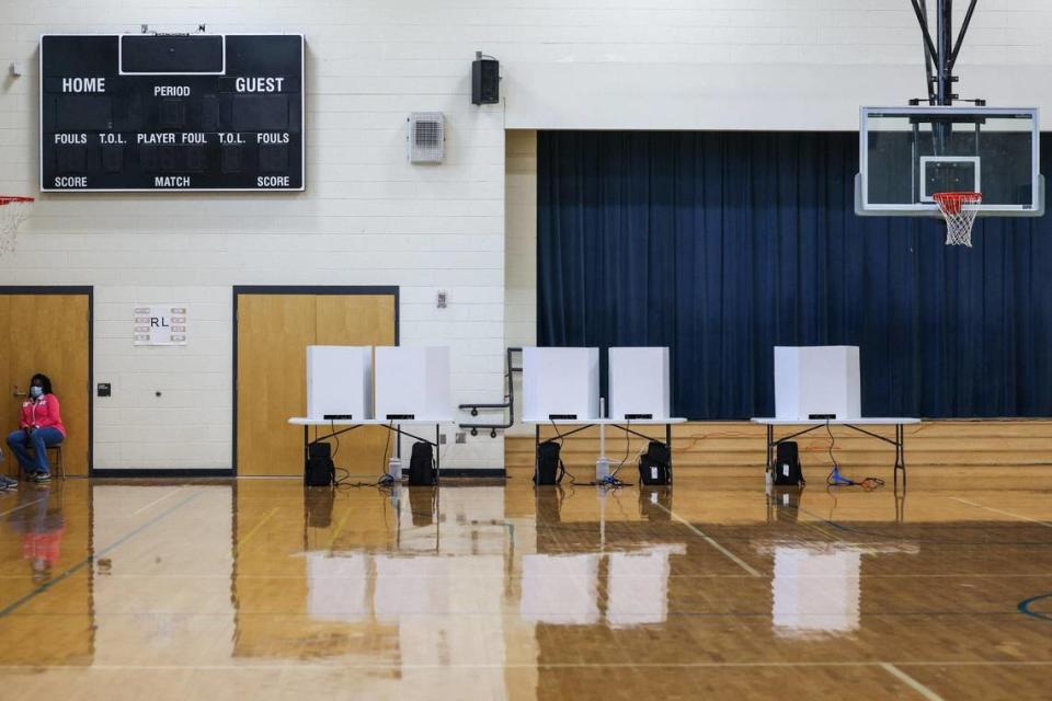 Empty polling boots at the Berewick Recreational Center polling location in Charlotte’s District 4 on Tuesday, September 12, 2023 in Charlotte, NC.