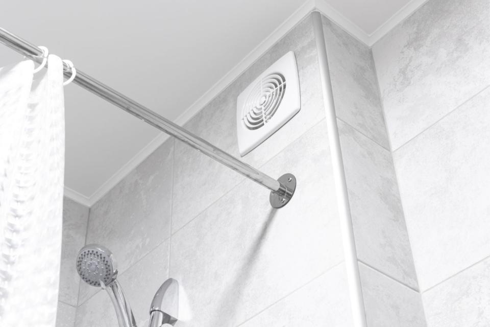 How Much Does It Cost to Install a Bathroom Fan? 