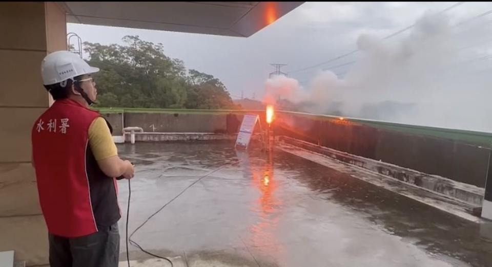 梅雨來了，北水局水庫集水區實施人工增雨。（圖：北水局提供）