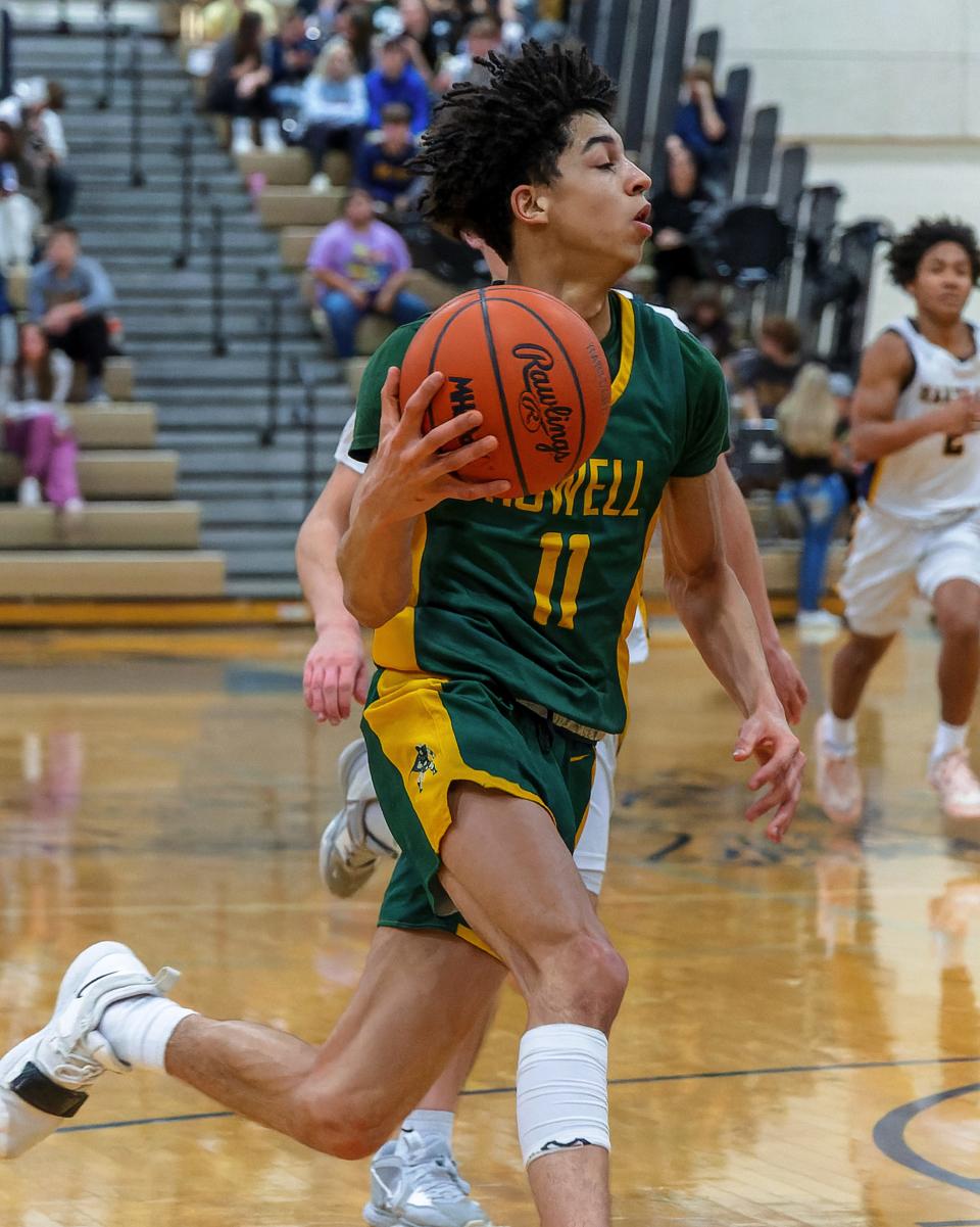 Jaylen Hicks and his Howell basketball teammates will host Howell on Dec. 21.