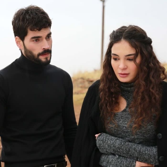 Akin-Ebru-Hercai-ig-hercaidizi-atvturkiye