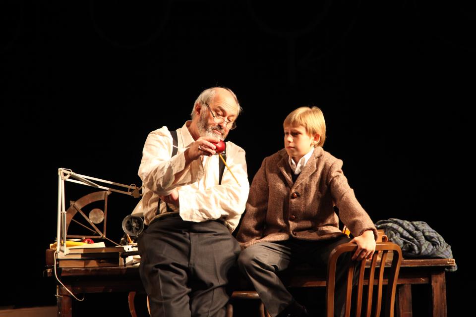 Paul Whitworth as Galileo Galilei teaching Owen Teague as one of his students in a scene Michael Donald Edwards’ 2010 production of Bertolt Brecht’s of “The Life of Galileo” at Asolo Repertory Theatre.