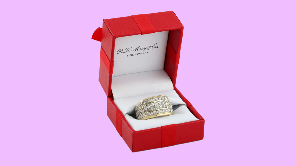 Valentine's Day jewelry gifts: Macy's Diamond Cluster Ring