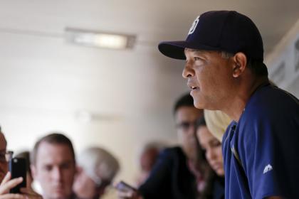 Dave Roberts is expected to replace Don Mattingly in L.A. (AP Photo/Gregory Bull)