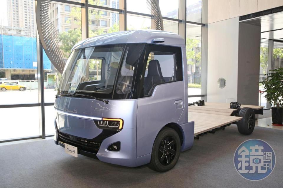 庫得科技7日發表電動物流車底盤。