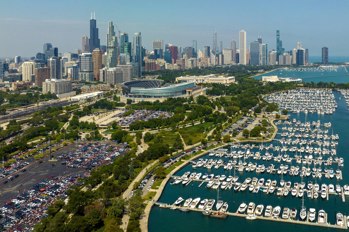 Les plans du nouveau stade des Chicago Bears dévoilés, du toit à la place et plus encore