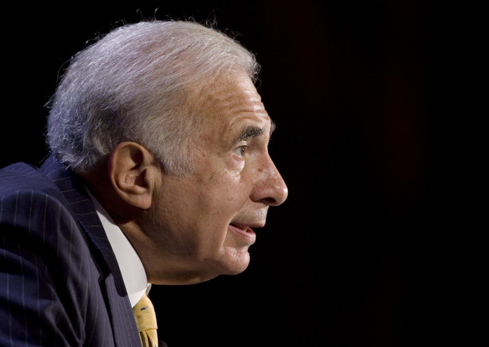 Carl Icahn habla en el World Business Forum en Nueva York, 2014. Foto: AP/Mark Lennihan, archivo