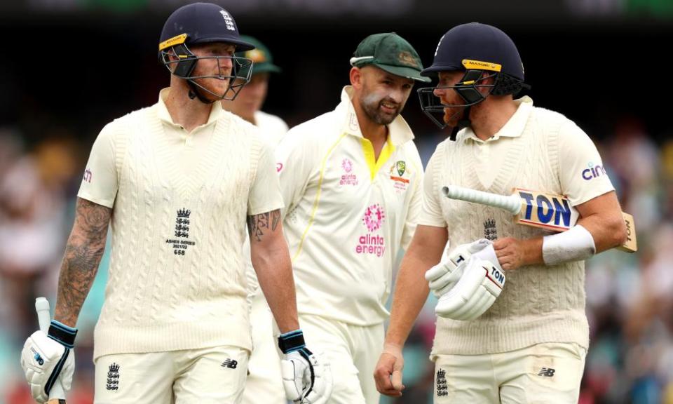 Ben Stokes and Jonny Bairstow of England walk off for the tea break during day five of the Fourth Test Match in the Ashes series between Australia and England at Sydney Cricket Ground on January 09, 2022 in Sydney,