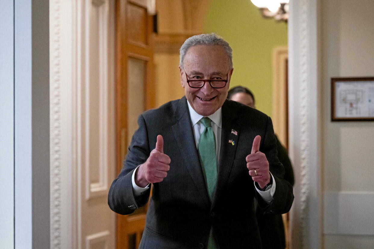 Le chef des démocrates au Sénat, Chuck Schumer, a salué le plan d'aide envers l'Ukraine adopté par le Congrès américain mardi 23 avril 2024.  - Credit:CNP/NEWSCOM/SIPA