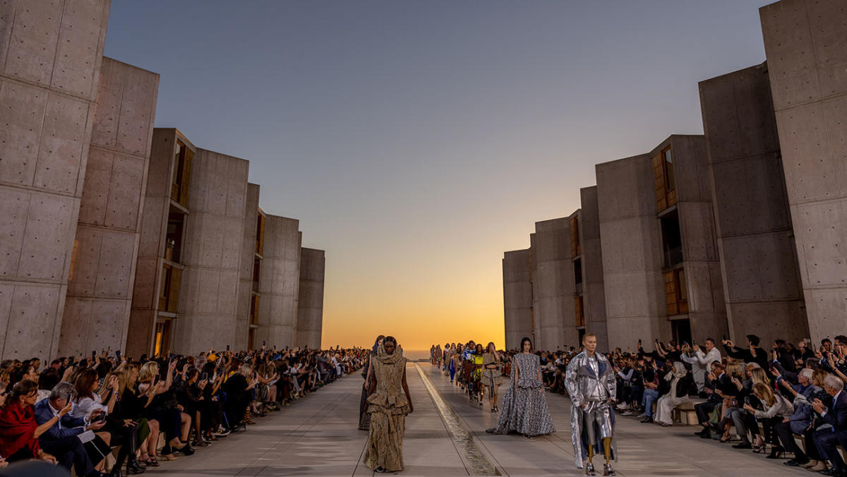 At Louis Vuitton Cruise 2023, the elements were the guests of honour