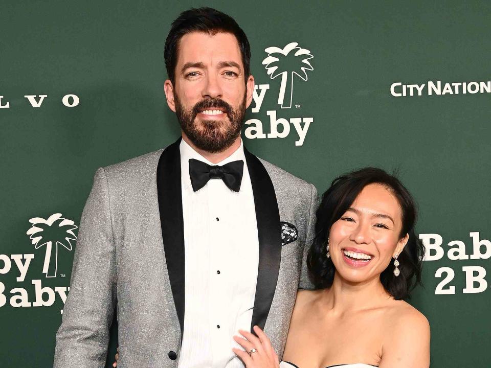 <p>Araya Doheny/Getty</p> Drew Scott and Linda Phan attend 2023 Baby2Baby Gala Presented By Paul Mitchell at Pacific Design Center on November 11, 2023