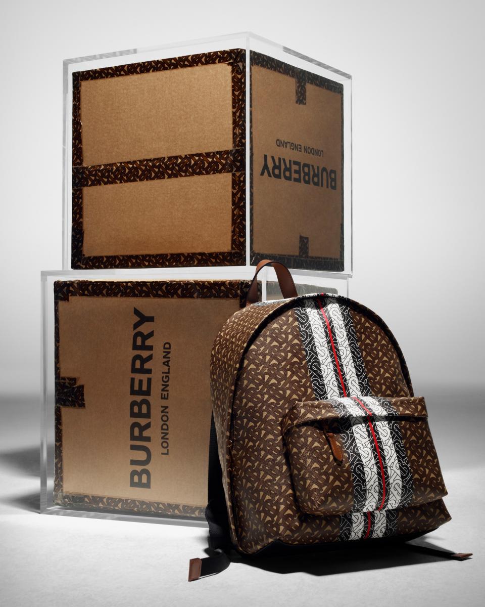 <cite class="credit">Photo: Courtesy of Burberry</cite>