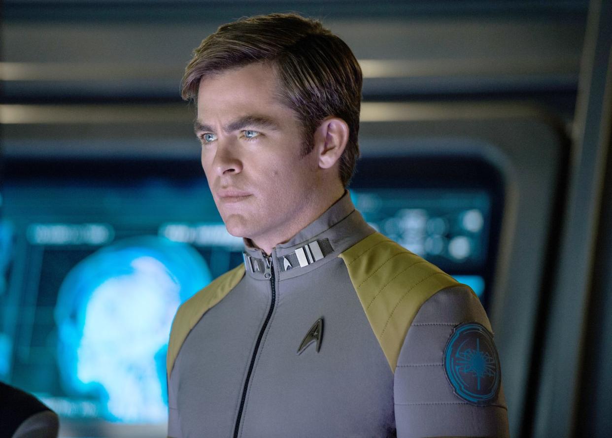 chris pine, star trek beyond