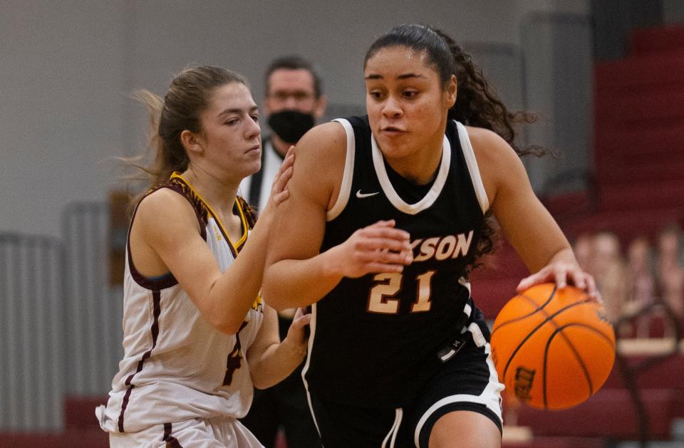 Memorial Lexi Linton drives in toward the basket during first half action. Jackson Memorial Girls Basketball vs Central Regional in Berkeley, NJ on February 6, 2021. 