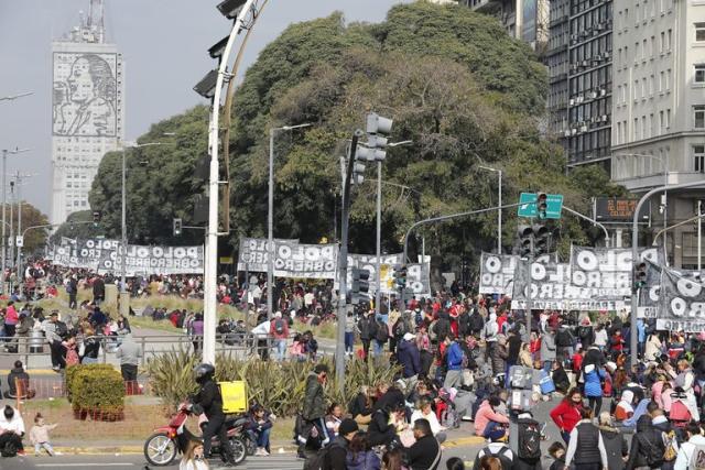 Planes sociales: sólo 1,2% de los beneficiarios de Potenciar Trabajo  encontró un empleo formal - Chequeado