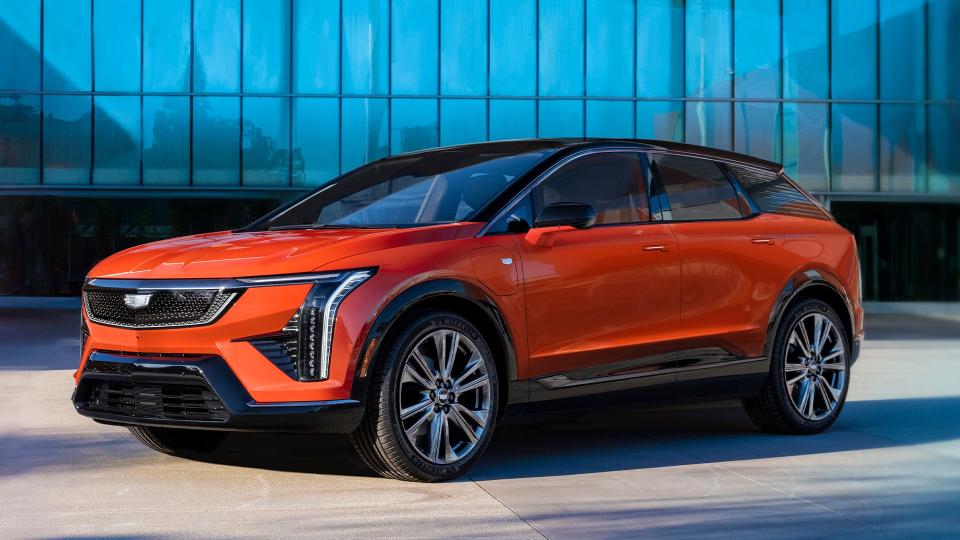 2025 Cadillac Optiq Is the Brand's Smallest Electric SUV With Big Dreams photo