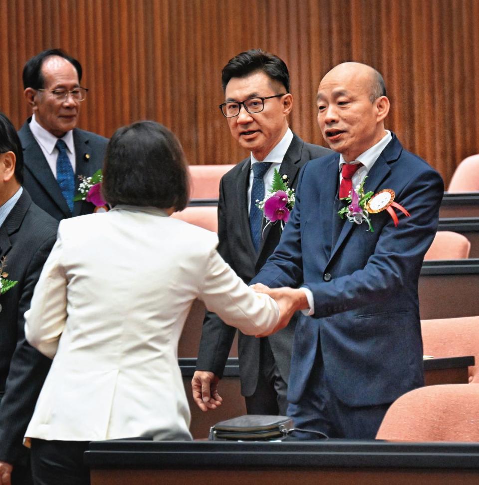 立法院在農曆年前剛選出新任的立法院長韓國瑜、副院長江啟臣。（中華民國立法院記者聯誼會提供）