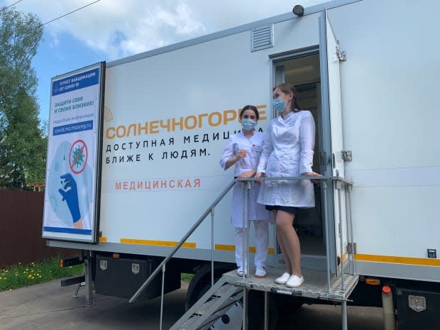 A mobile vaccination clinic makes the rounds outside of Moscow. The mobile clinics, which launched earlier this month, are trying to visit hundreds of rural communities to make it as easy as possible to get vaccinated. (Corinne Seminoff/CBC - image credit)