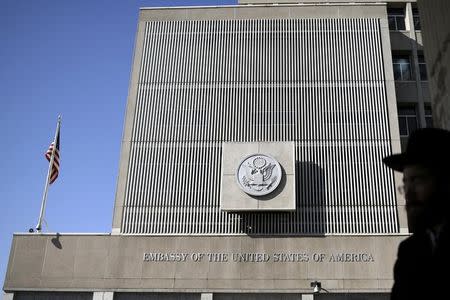 The front of the U.S. embassy is seen in Tel Aviv, Israel January 20, 2017. REUTERS/Amir Cohen/File Photo