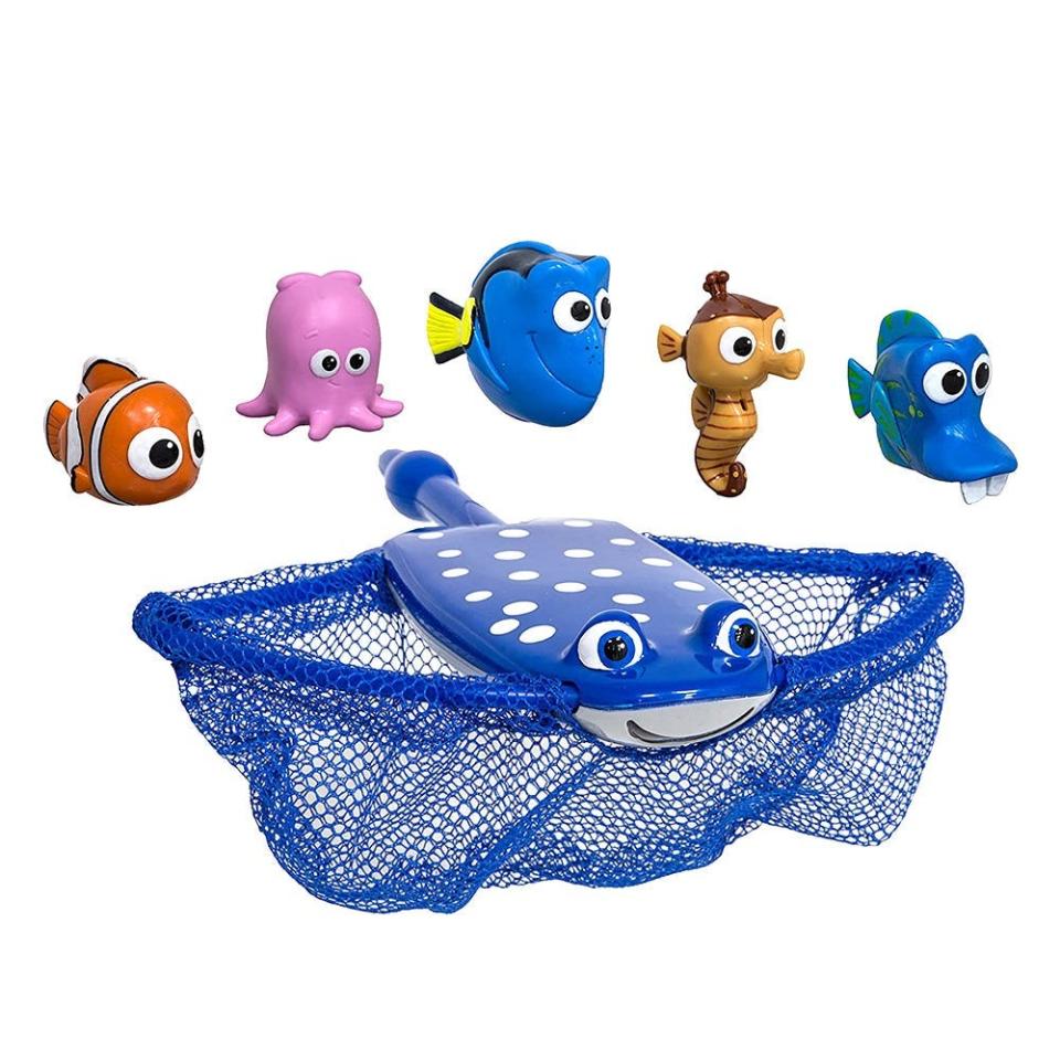 Finding Dory Mr. Ray's Dive and Catch Game