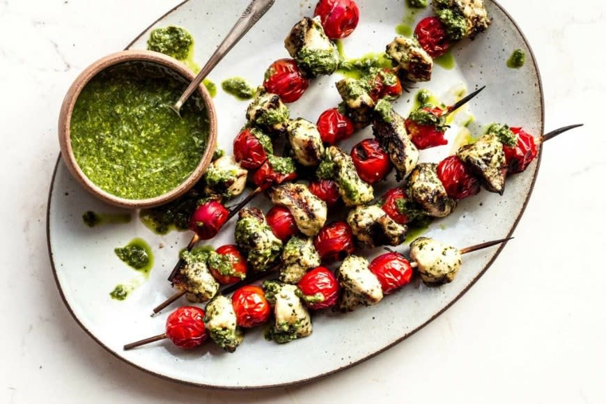 Grilled Chicken and Tomato Kebabs from Dishing up the Dirt