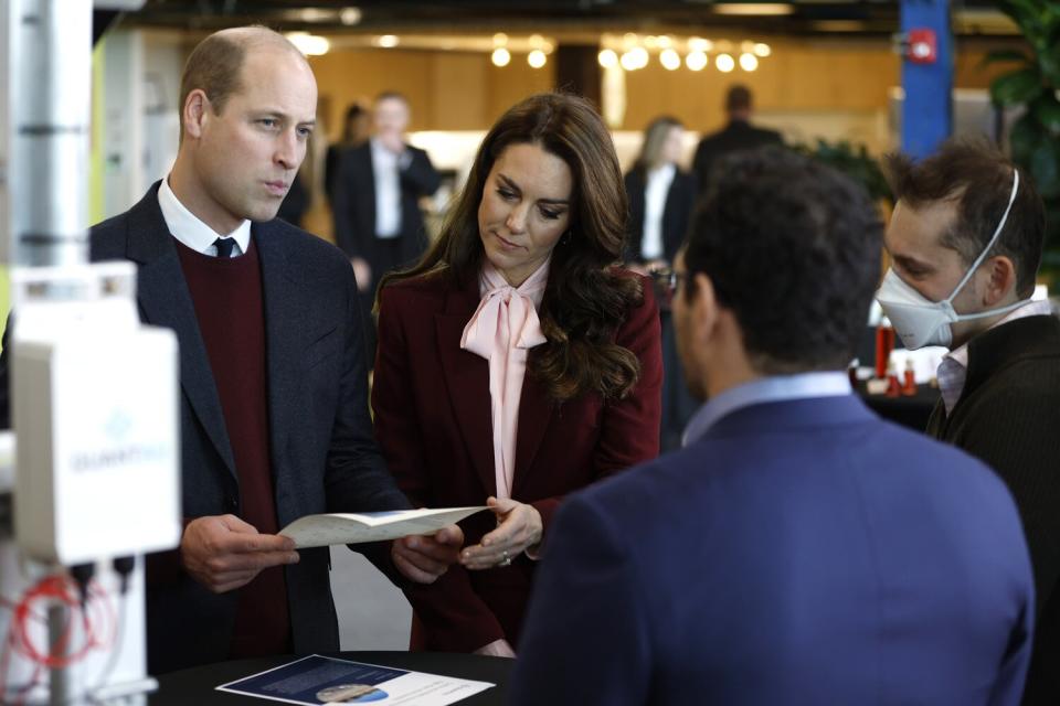 Prince William and Catherine, Princess of Wales speak with startup companies that work at Greentown Labs