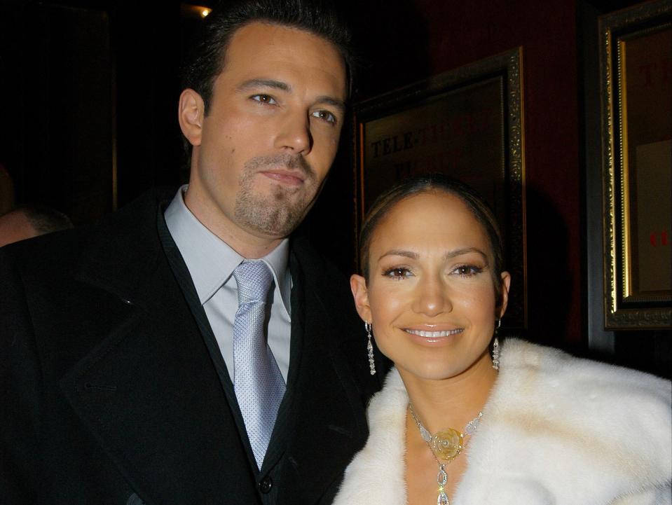 ben affleck and jennifer lopez december 2002