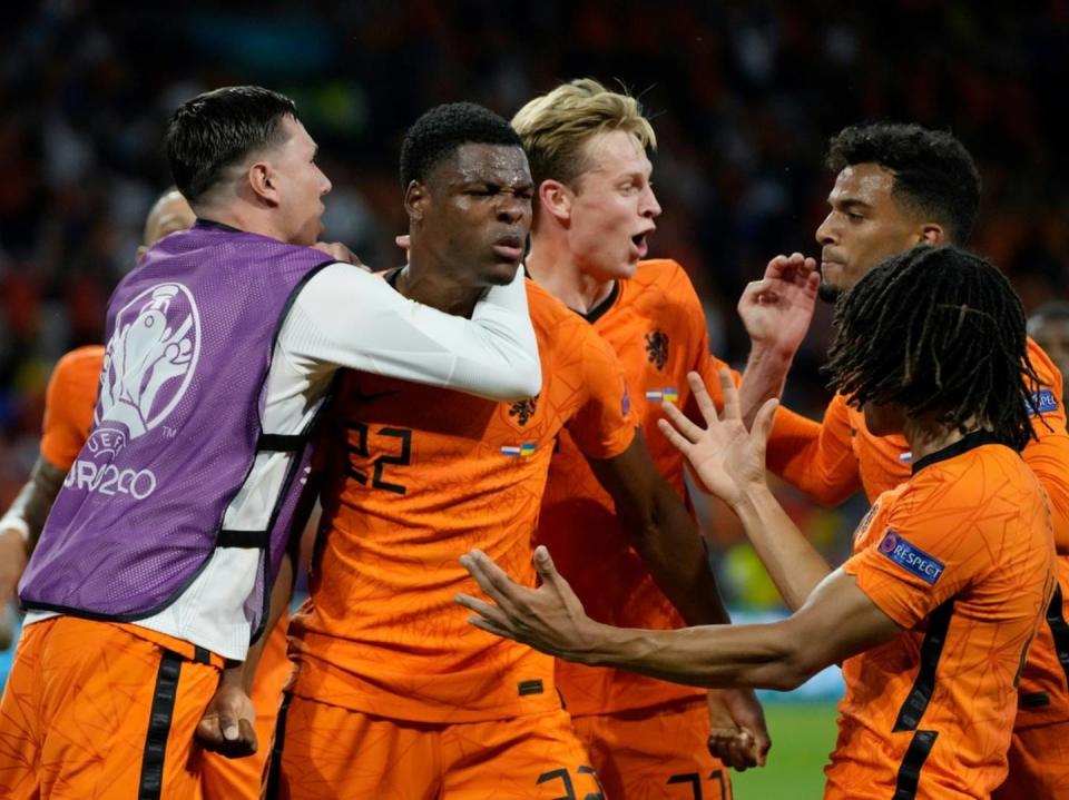 Erfolgreiches Oranje-Comeback auf großer Fußball-Bühne auch dank Weghorst