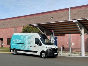Plug Power Inc. has unveiled the HYVIA hydrogen &#x002018;Renault Master Van H2-TECH prototype&#x002019; for the first time in North America.
