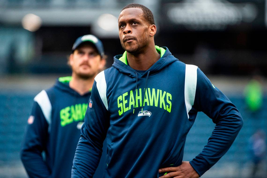 Seattle Seahawks quarterback Geno Smith (7) warms up before the start of an NFL game against the New York Giants at Lumen Field in Seattle, Wash. on Oct. 30, 2022.