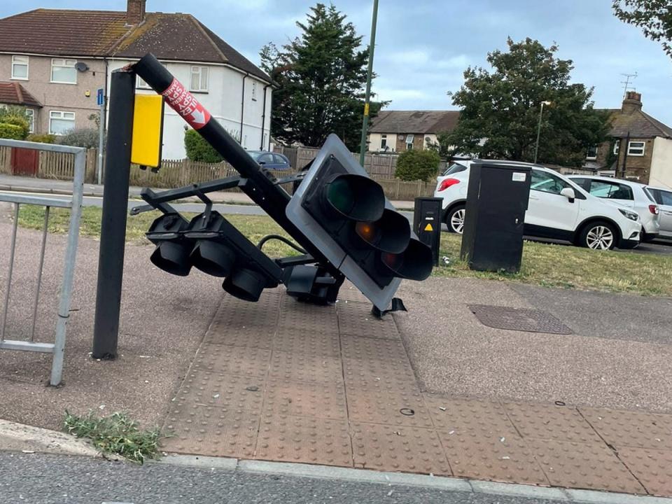 The vandalised traffic lights in Dartford. (SWNS)