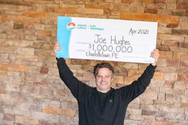 Joe Hughes initially assumed he had won $10,000. (Atlantic Lottery Corporation - image credit)