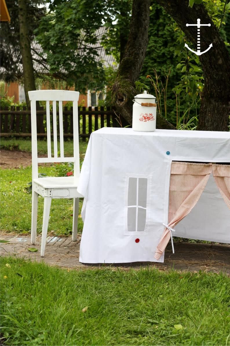 8) Tablecloth Play House