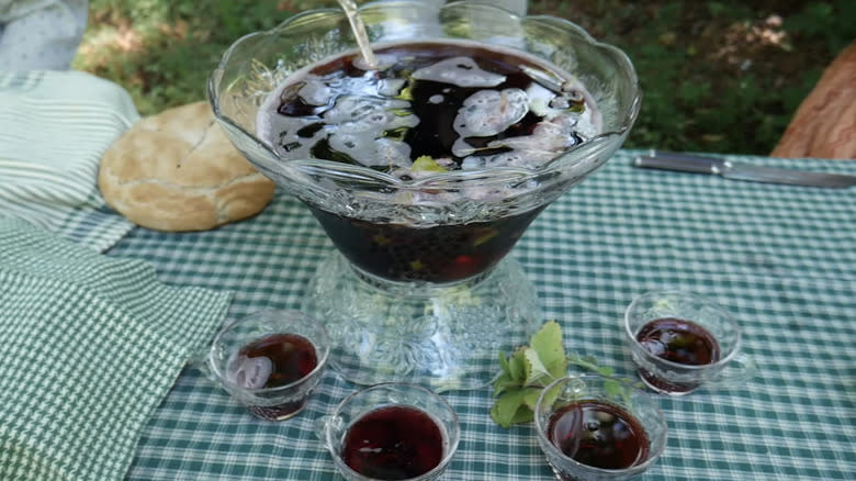 Batch Claret Cup cocktail bowl