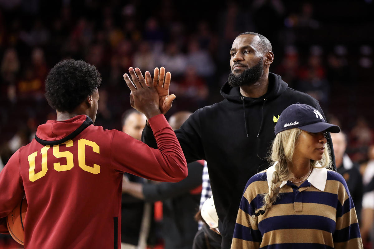 LeBron James was every sports dad watching Bronny play during postgame scrum